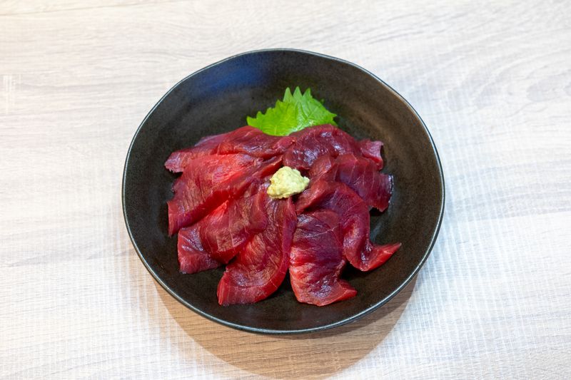 Fresh bluefin tuna bowl set