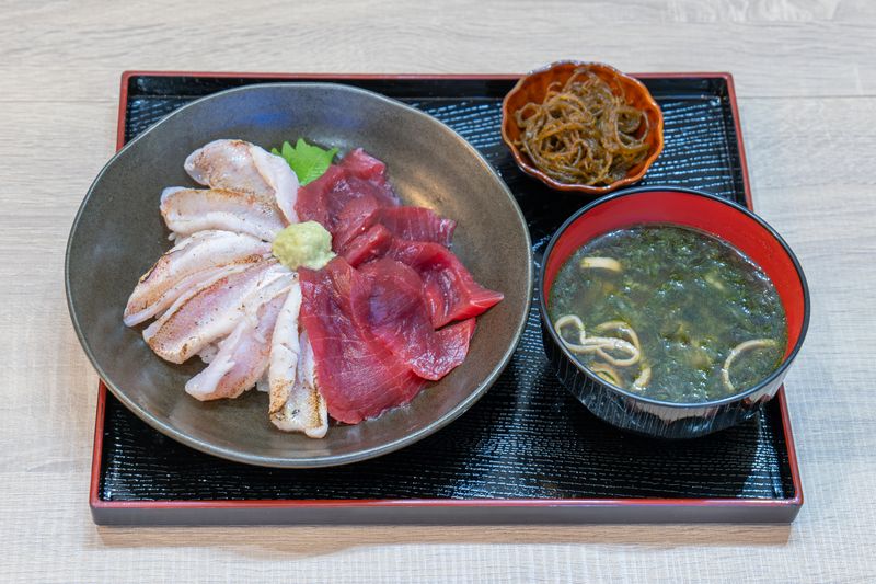 Bluefin Tuna & Seared Nodoguro Bowl